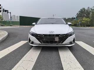 Hyundai Elantra 2021 1.5L CVT LUX Premium Edition exterior photo 2 Hyundai Elantra 2021 1.5L CVT LUX Premium Edition exterior photo 2