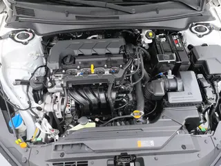 Hyundai Elantra 2021 1.5L CVT LUX Premium Edition exterior photo 9 Hyundai Elantra 2021 1.5L CVT LUX Premium Edition exterior photo 9