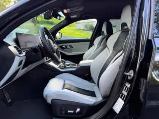 BMW M3 2023 M3 four-door sedan Thunder Edition interior photo 12 BMW M3 2023 M3 four-door sedan Thunder Edition interior photo 12