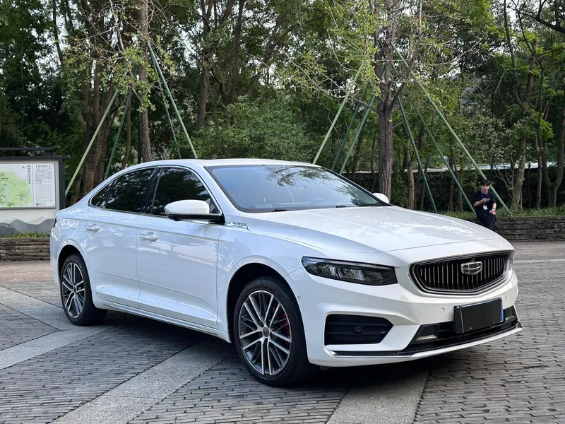 Geely Preface 2021 2.0T Премиальная комплектация экстерьер фото 4