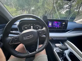 Geely Preface 2021 2.0T Премиальная комплектация интерьер фото 12