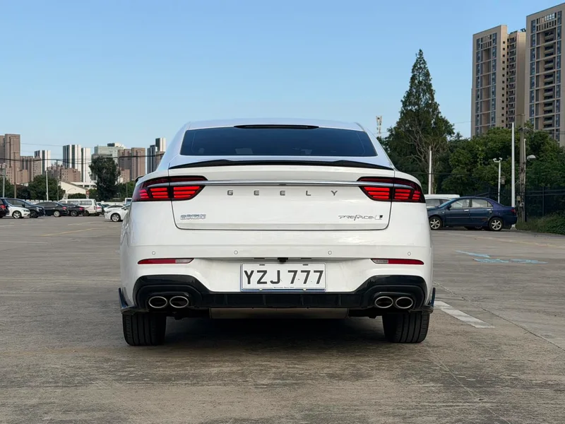 Geely Preface 2026 1.5T Восточный Яо Куньлунь-версия интерьер фото 11