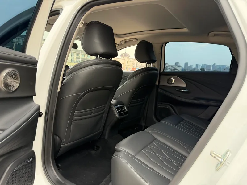 Chery Arrizo 8 2024 High-energy version 2.0T DCT gallop interior photo 8 Chery Arrizo 8 2024 High-energy version 2.0T DCT gallop interior photo 8