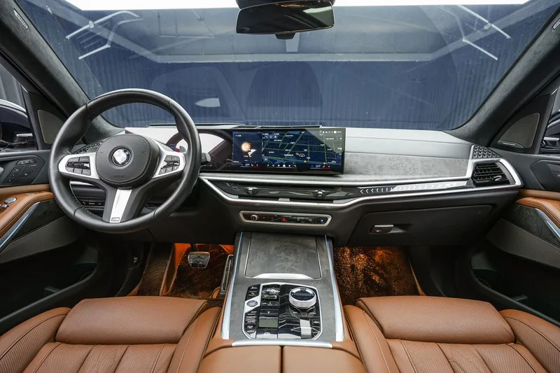 BMW X7 2024 xDrive40i Premium Class M Sports suit 6 seat exterior photo 9 BMW X7 2024 xDrive40i Premium Class M Sports suit 6 seat exterior photo 9