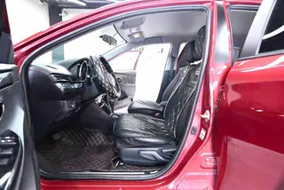 Toyota Yaris L 2020 Vibrant X 1.5L CVT Leading Edition interior photo 7 Toyota Yaris L 2020 Vibrant X 1.5L CVT Leading Edition interior photo 7