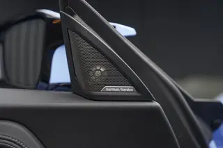 BMW M2 2024 M2 Coupe interior photo 16 BMW M2 2024 M2 Coupe interior photo 16