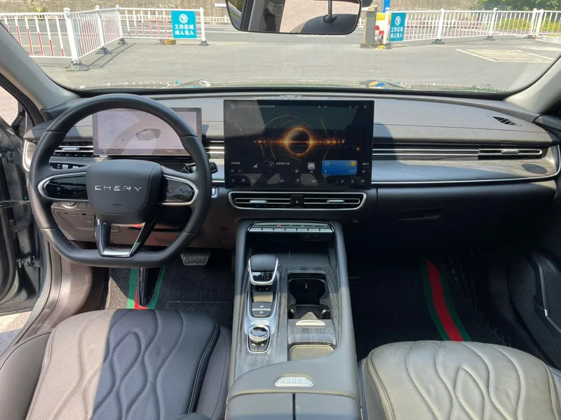 Chery Arrizo 8 PRO 2025 1.6T DCT Luxury type+ exterior photo 5 Chery Arrizo 8 PRO 2025 1.6T DCT Luxury type+ exterior photo 5