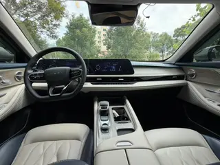 Chery Arrizo 8 2022 1.6TGDI DCT Ey interior foto 12 Chery Arrizo 8 2022 1.6TGDI DCT Ey interior foto 12