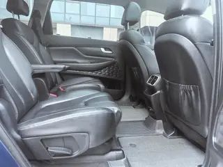 Hyundai Santa Fe 2019 380 TGDi TOP Buque insignia de tracción automática en las cuatro ruedas (HTRAC) País V interior foto 12 Hyundai Santa Fe 2019 380 TGDi TOP Buque insignia de tracción automática en las cuatro ruedas (HTRAC) País V interior foto 12