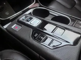 Hyundai Santa Fe 2019 380 TGDi TOP Buque insignia de tracción automática en las cuatro ruedas (HTRAC) País V interior foto 20 Hyundai Santa Fe 2019 380 TGDi TOP Buque insignia de tracción automática en las cuatro ruedas (HTRAC) País V interior foto 20