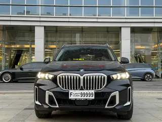 BMW X5 2023 xDrive30Li Tipo de lujo M Conjunto deportivo exterior foto 3 BMW X5 2023 xDrive30Li Tipo de lujo M Conjunto deportivo exterior foto 3