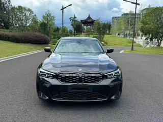 BMW 3 Series 2024 2.0T Automatic Rear-wheel drive 5 seat Original customized version exterior photo 2 BMW 3 Series 2024 2.0T Automatic Rear-wheel drive 5 seat Original customized version exterior photo 2
