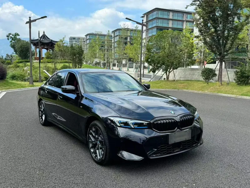 BMW 3 Series 2025 330Li Premium Class M Sports Night Suit exterior photo 2 BMW 3 Series 2025 330Li Premium Class M Sports Night Suit exterior photo 2