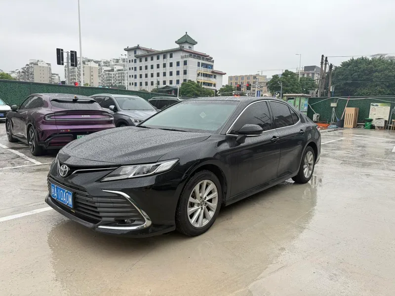 Toyota Camry 2023 2.0GVP Versión líder exterior foto 1 Toyota Camry 2023 2.0GVP Versión líder exterior foto 1
