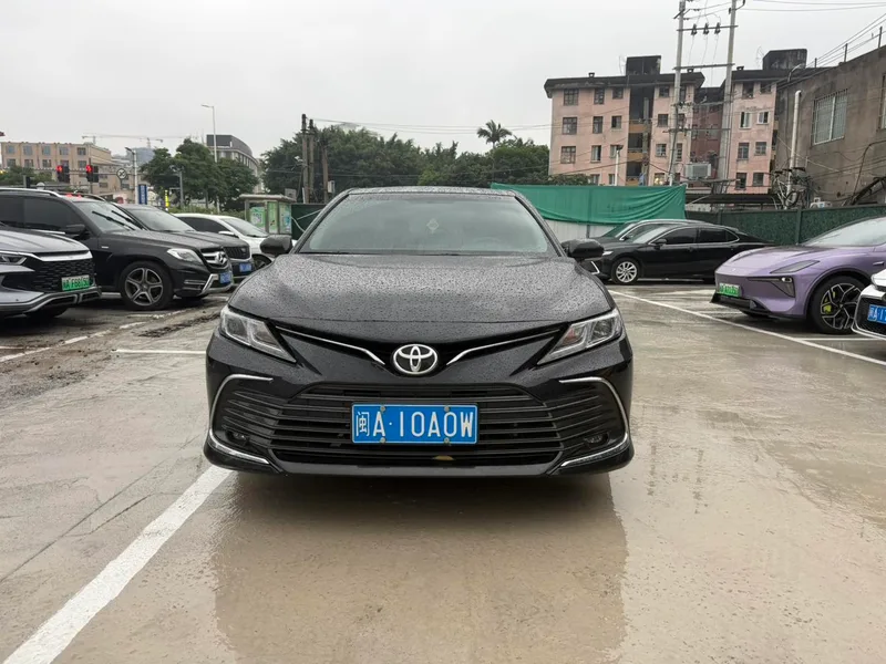Toyota Camry 2023 2.0GVP Versión líder exterior foto 4 Toyota Camry 2023 2.0GVP Versión líder exterior foto 4