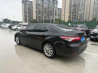 Toyota Camry 2023 2.0GVP Versión líder interior foto 7 Toyota Camry 2023 2.0GVP Versión líder interior foto 7