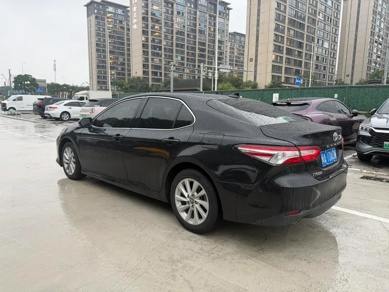 Toyota Camry 2023 2.0GVP Versión líder interior foto 7 Toyota Camry 2023 2.0GVP Versión líder interior foto 7
