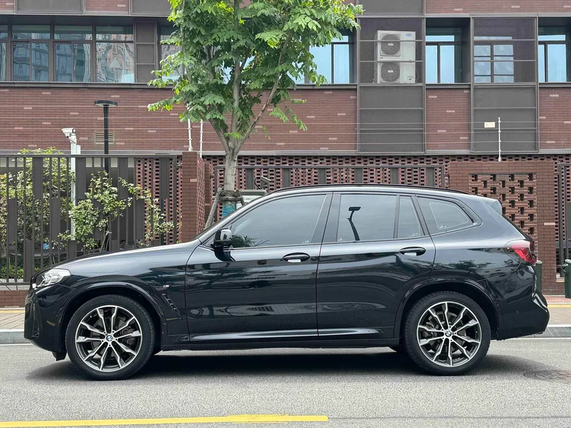 BMW X3 2023 xDrive30i Leader M Ensemble de nuit Yao extérieur photo 2 BMW X3 2023 xDrive30i Leader M Ensemble de nuit Yao extérieur photo 2