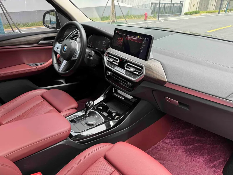 BMW X3 2023 xDrive30i Leader M Ensemble de nuit Yao intérieur photo 8 BMW X3 2023 xDrive30i Leader M Ensemble de nuit Yao intérieur photo 8