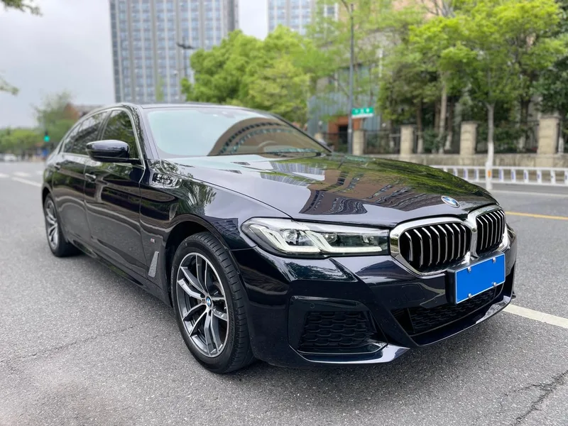 BMW 5 Series 2022 Second change 525Li M Sports suit exterior photo 3 BMW 5 Series 2022 Second change 525Li M Sports suit exterior photo 3