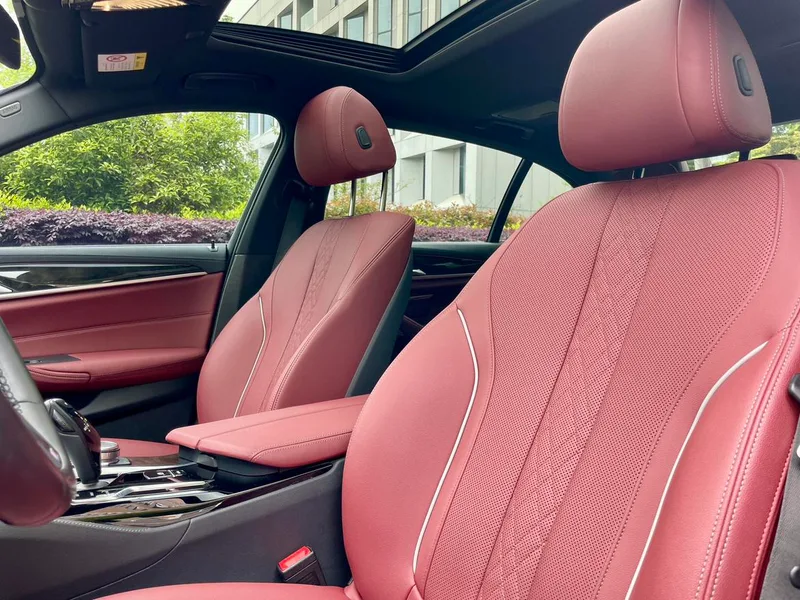 BMW 5 Series 2022 Second change 525Li M Sports suit interior photo 12 BMW 5 Series 2022 Second change 525Li M Sports suit interior photo 12