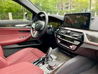 BMW 5 Series 2022 Second change 525Li M Sports suit interior photo 17 BMW 5 Series 2022 Second change 525Li M Sports suit interior photo 17