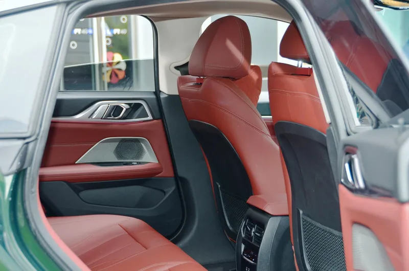 BMW 4 Series 2023 425i Gran Coupe M Ensemble de sport intérieur photo 16 BMW 4 Series 2023 425i Gran Coupe M Ensemble de sport intérieur photo 16