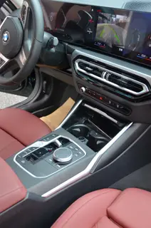 BMW 4 Series 2023 425i Gran Coupe M Ensemble de sport intérieur photo 19 BMW 4 Series 2023 425i Gran Coupe M Ensemble de sport intérieur photo 19