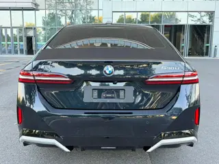 BMW 5 Series 2024 530Li Leading Type M Sports suit interior photo 17 BMW 5 Series 2024 530Li Leading Type M Sports suit interior photo 17
