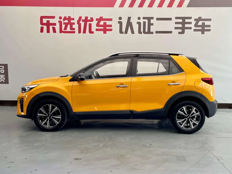 Kia Stonic 2019 1.4L Auto Fun Edition Country VI exterior photo 3 Kia Stonic 2019 1.4L Auto Fun Edition Country VI exterior photo 3