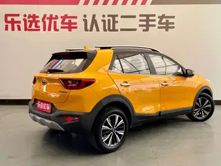 Kia Stonic 2019 1.4L Auto Fun Edition Country VI exterior photo 5 Kia Stonic 2019 1.4L Auto Fun Edition Country VI exterior photo 5