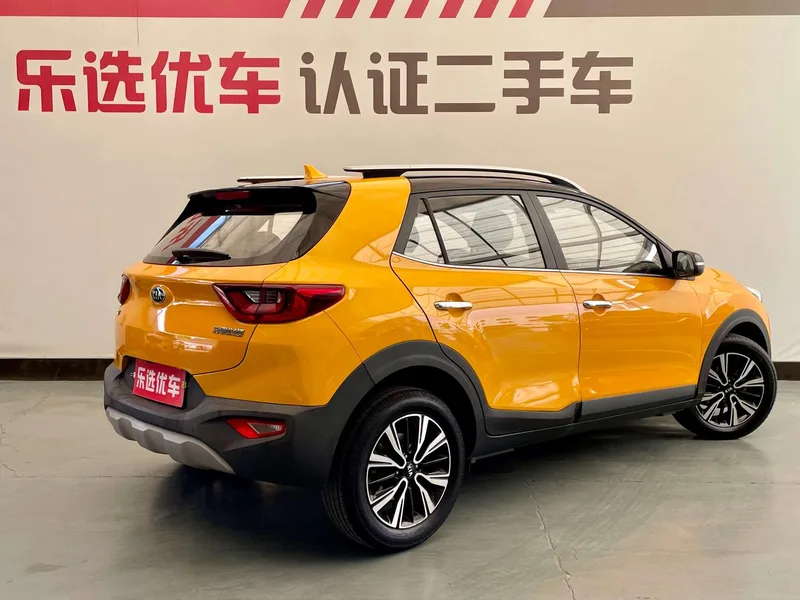Kia Stonic 2019 1.4L Auto Fun Edition Country VI exterior photo 5 Kia Stonic 2019 1.4L Auto Fun Edition Country VI exterior photo 5