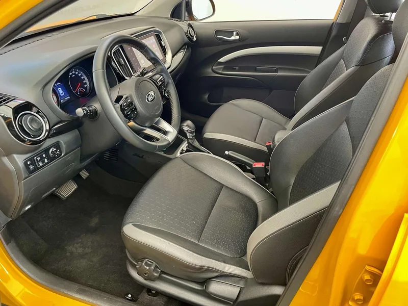Kia Stonic 2019 1.4L Auto Fun Edition Country VI exterior photo 6 Kia Stonic 2019 1.4L Auto Fun Edition Country VI exterior photo 6