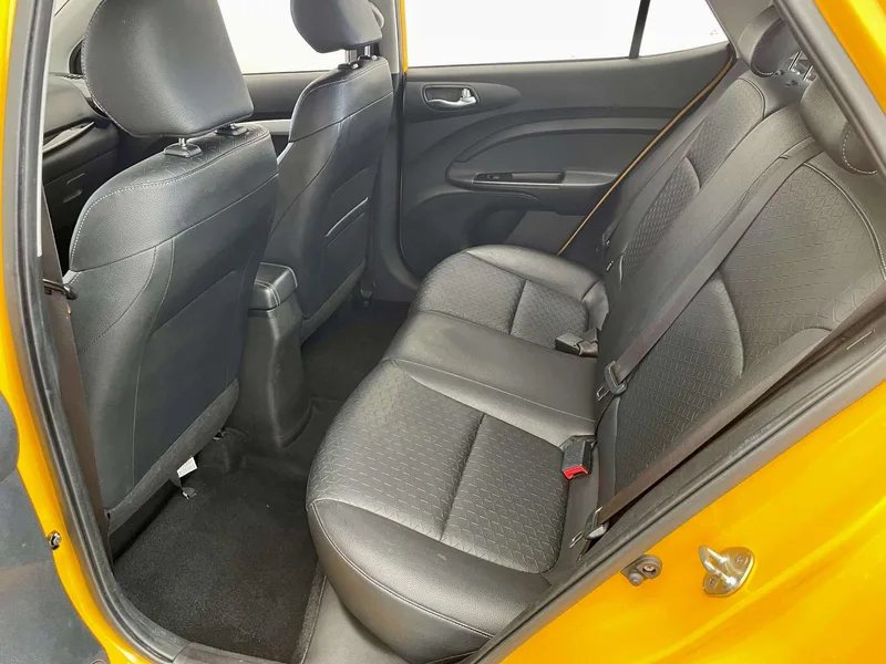 Kia Stonic 2019 1.4L Auto Fun Edition Country VI exterior photo 7 Kia Stonic 2019 1.4L Auto Fun Edition Country VI exterior photo 7