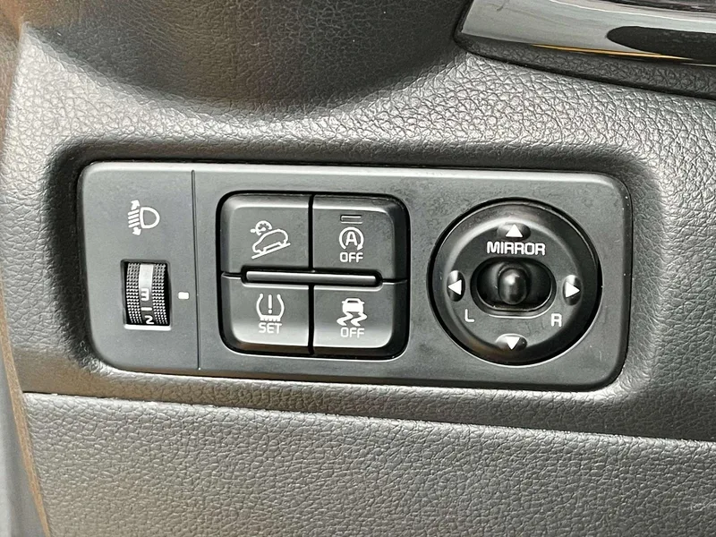 Kia Stonic 2019 1.4L Auto Fun Edition Country VI interior photo 16 Kia Stonic 2019 1.4L Auto Fun Edition Country VI interior photo 16