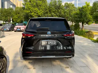 Toyota Sienna 2021 2.5L Hybrid Luxury Edition exterior photo 6 Toyota Sienna 2021 2.5L Hybrid Luxury Edition exterior photo 6
