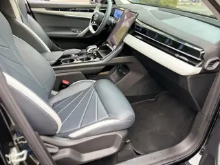 Geely Boyue L 2023 1.5TD DCT Версия славы интерьер фото 17