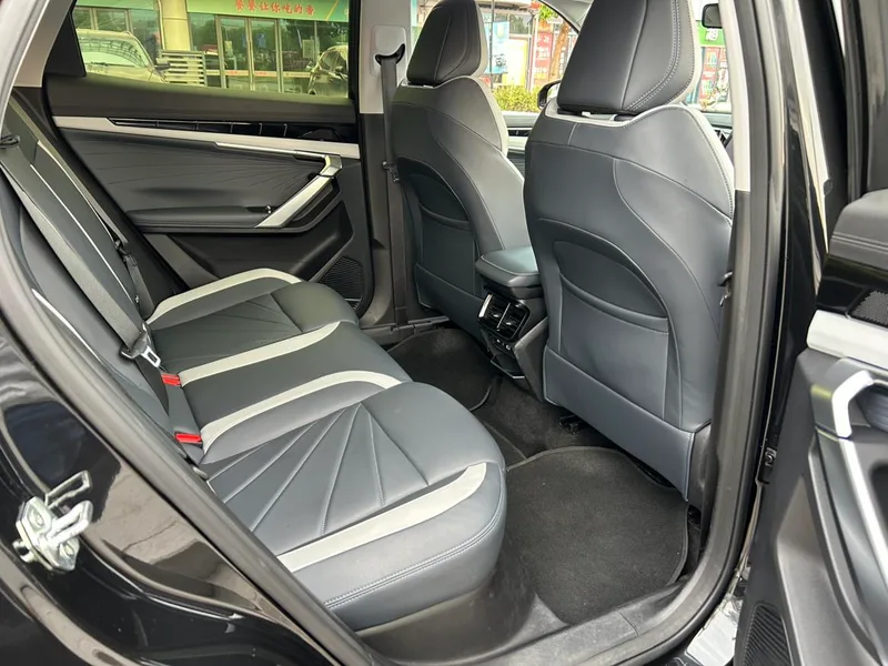 Geely Boyue L 2023 1.5TD DCT Версия славы интерьер фото 19