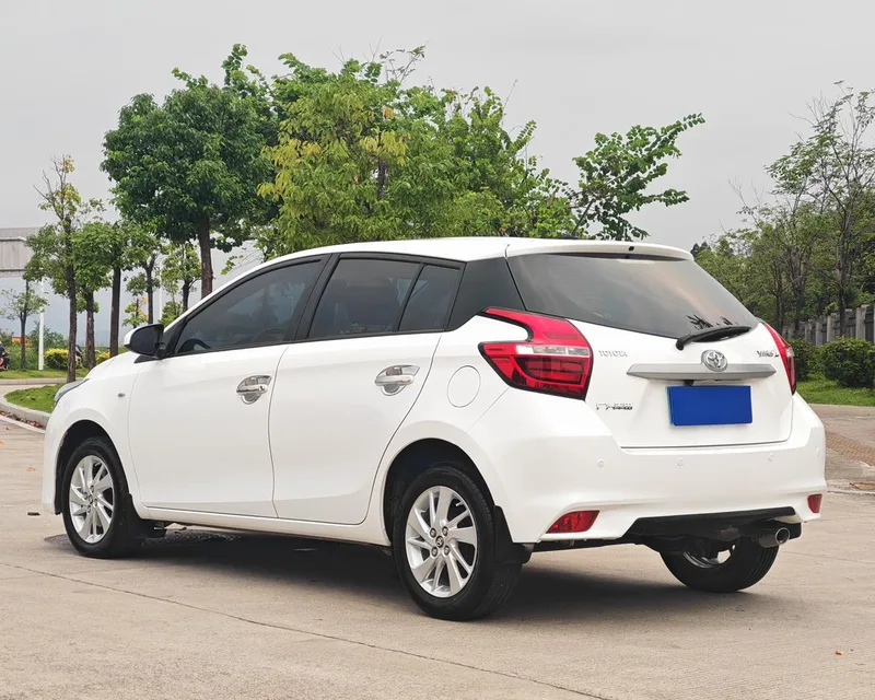 Toyota Yaris L 2020 1.5L CVT Leading Edition exterior photo 6 Toyota Yaris L 2020 1.5L CVT Leading Edition exterior photo 6