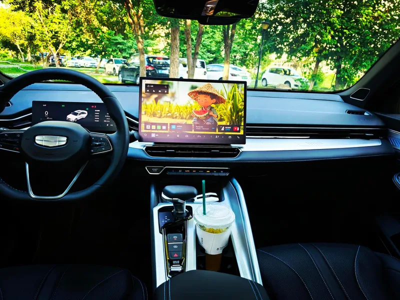 Geely Preface 2025 1.5T Восточный Яо Куньлунь-версия интерьер фото 10 Geely Preface 2025 1.5T Восточный Яо Куньлунь-версия интерьер фото 10