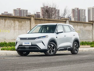 BYD Yuan UP 2025 Smart Driving Version 401KM Leading Type exterior photo 1 BYD Yuan UP 2025 Smart Driving Version 401KM Leading Type exterior photo 1