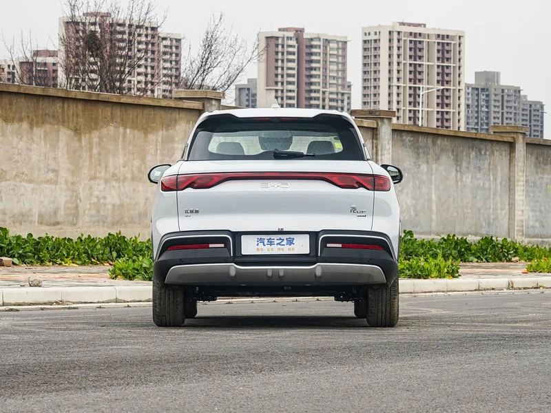 BYD Yuan UP 2025 Smart Driving Version 401KM Leading Type exterior photo 6 BYD Yuan UP 2025 Smart Driving Version 401KM Leading Type exterior photo 6