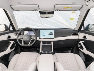 BYD Yuan UP 2025 Smart Driving Version 401KM Leading Type exterior photo 9 BYD Yuan UP 2025 Smart Driving Version 401KM Leading Type exterior photo 9
