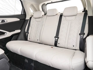 BYD Yuan UP 2025 Smart Driving Version 401KM Leading Type interior photo 19 BYD Yuan UP 2025 Smart Driving Version 401KM Leading Type interior photo 19