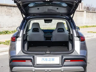 BYD Yuan UP 2025 Smart Driving Version 401KM Leading Type interior photo 20 BYD Yuan UP 2025 Smart Driving Version 401KM Leading Type interior photo 20