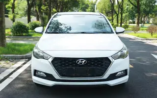 Hyundai Verna RV 2017 1.4L Versión fresca automática GLS País V exterior foto 4 Hyundai Verna RV 2017 1.4L Versión fresca automática GLS País V exterior foto 4