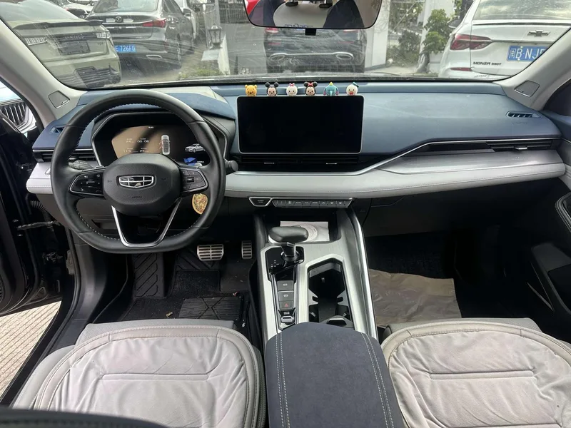 Geely Preface 2021 2.0T Премиальная комплектация интерьер фото 8 Geely Preface 2021 2.0T Премиальная комплектация интерьер фото 8
