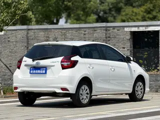 Toyota Vios FS 2022 1.5L CVT Фэн Чи CARE Версия экстерьер фото 6