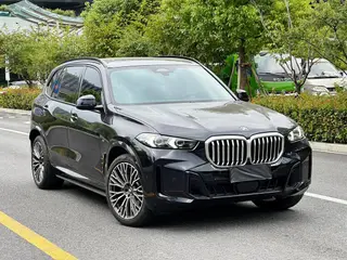 BMW X5 2023 xDrive30Li M Sports suit exterior photo 3 BMW X5 2023 xDrive30Li M Sports suit exterior photo 3