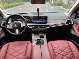BMW X5 2023 xDrive30Li M Sports suit interior photo 7 BMW X5 2023 xDrive30Li M Sports suit interior photo 7